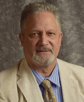 박사. Irving-Conaway, 학업 성공 임시 학장, 학업 서비스