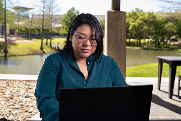 캠퍼스의 토토사이트Online 학생