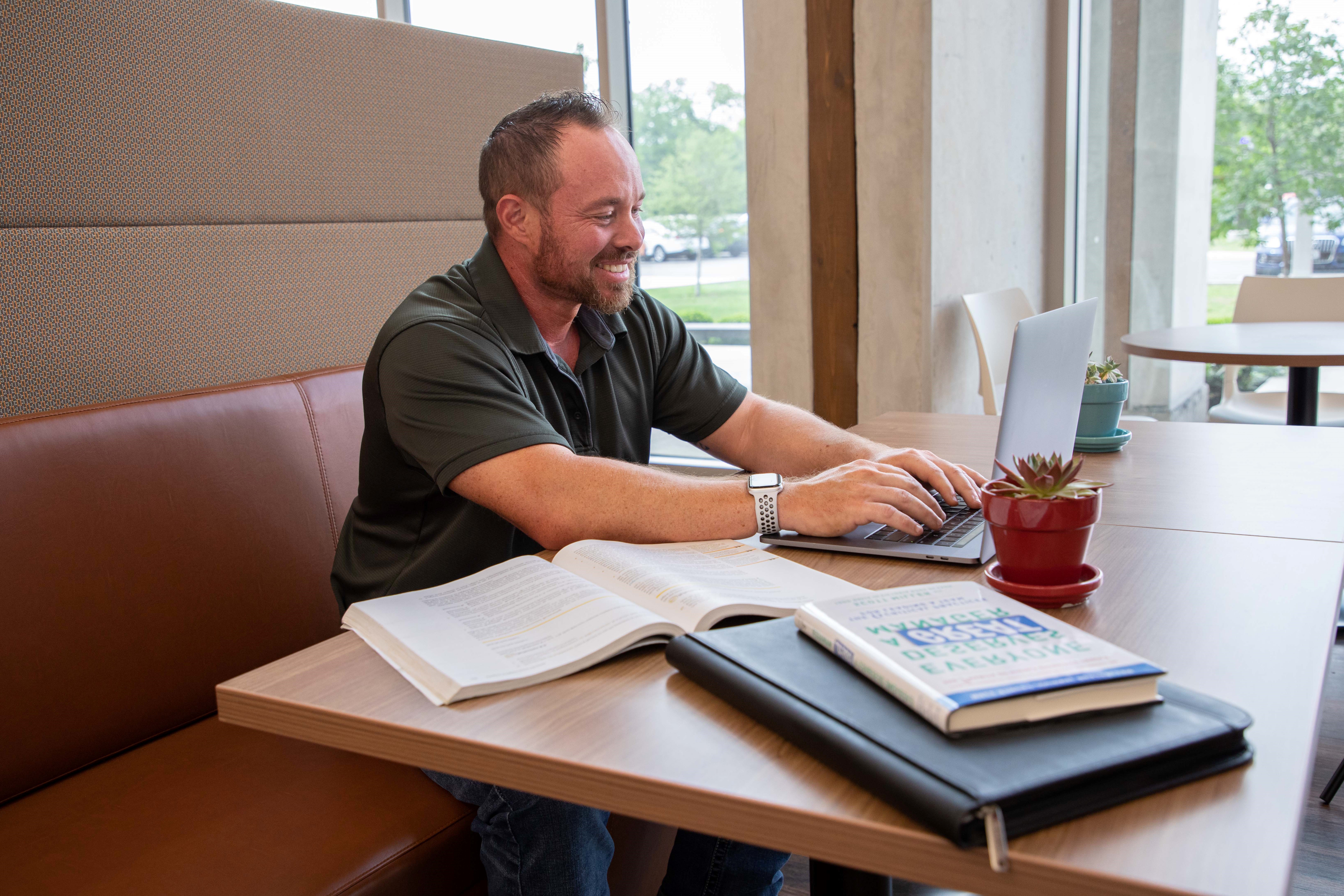 jack_spurlock 알라모 온라인 남학생