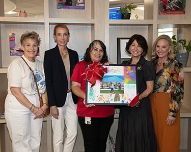 자선볼 기부.jpg