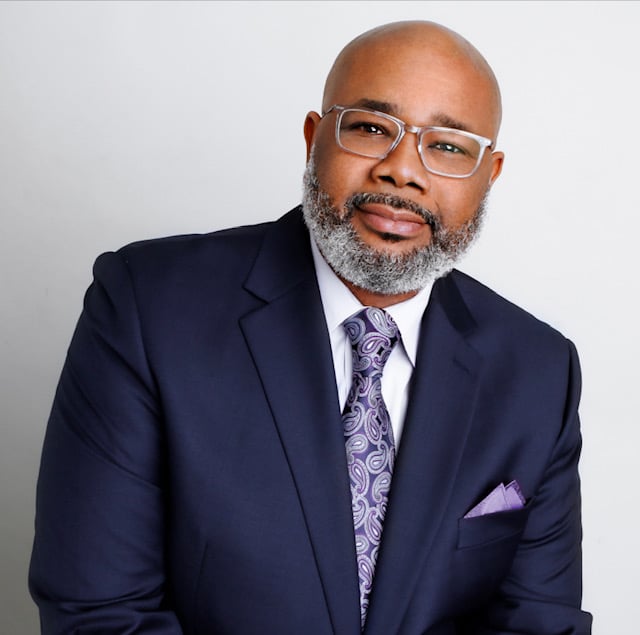 토마스 워커 얼굴 사진.jpg