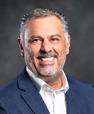 제럴드 로페즈 얼굴샷