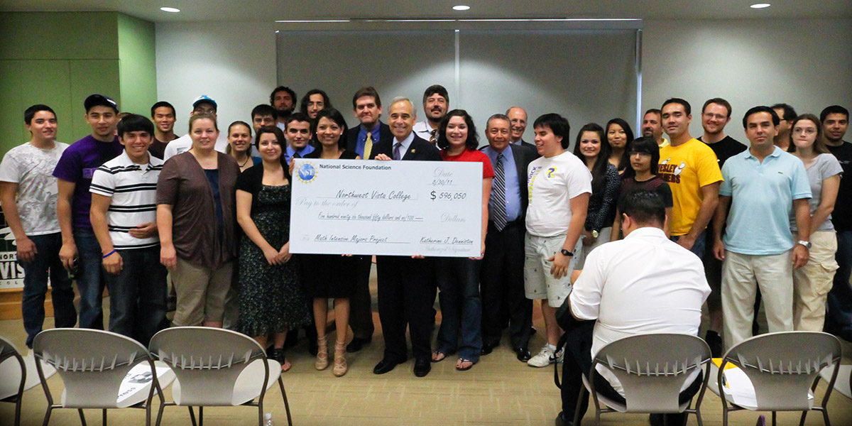 NVC에서 열린 STEM 기자회견