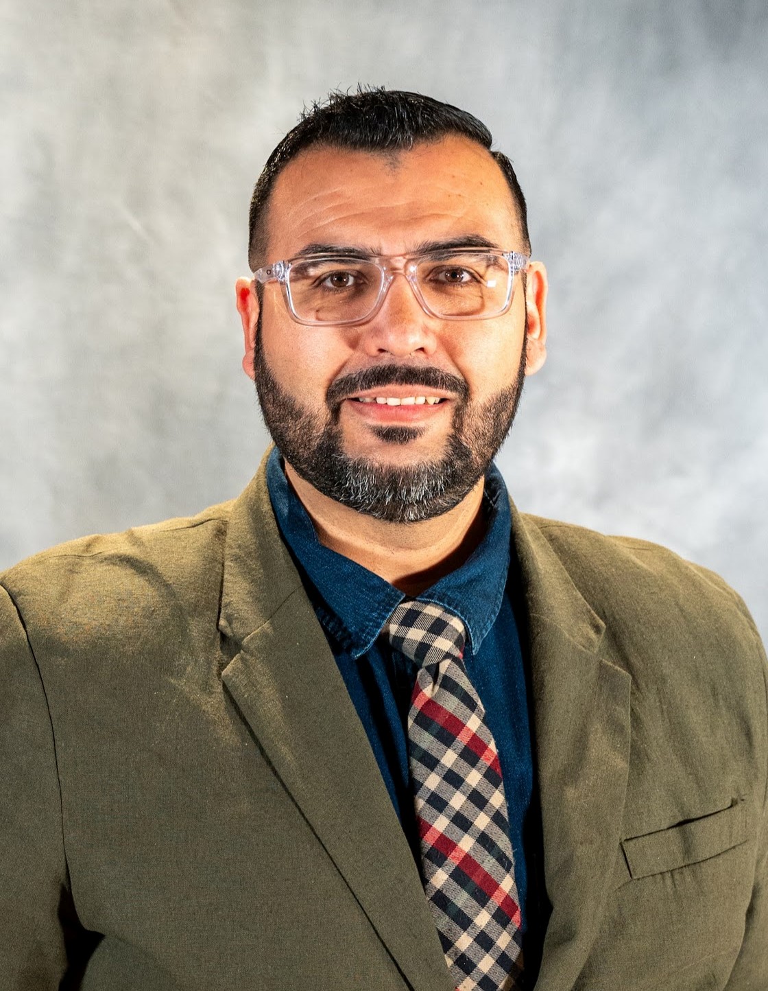 구즈만, 에르네스토