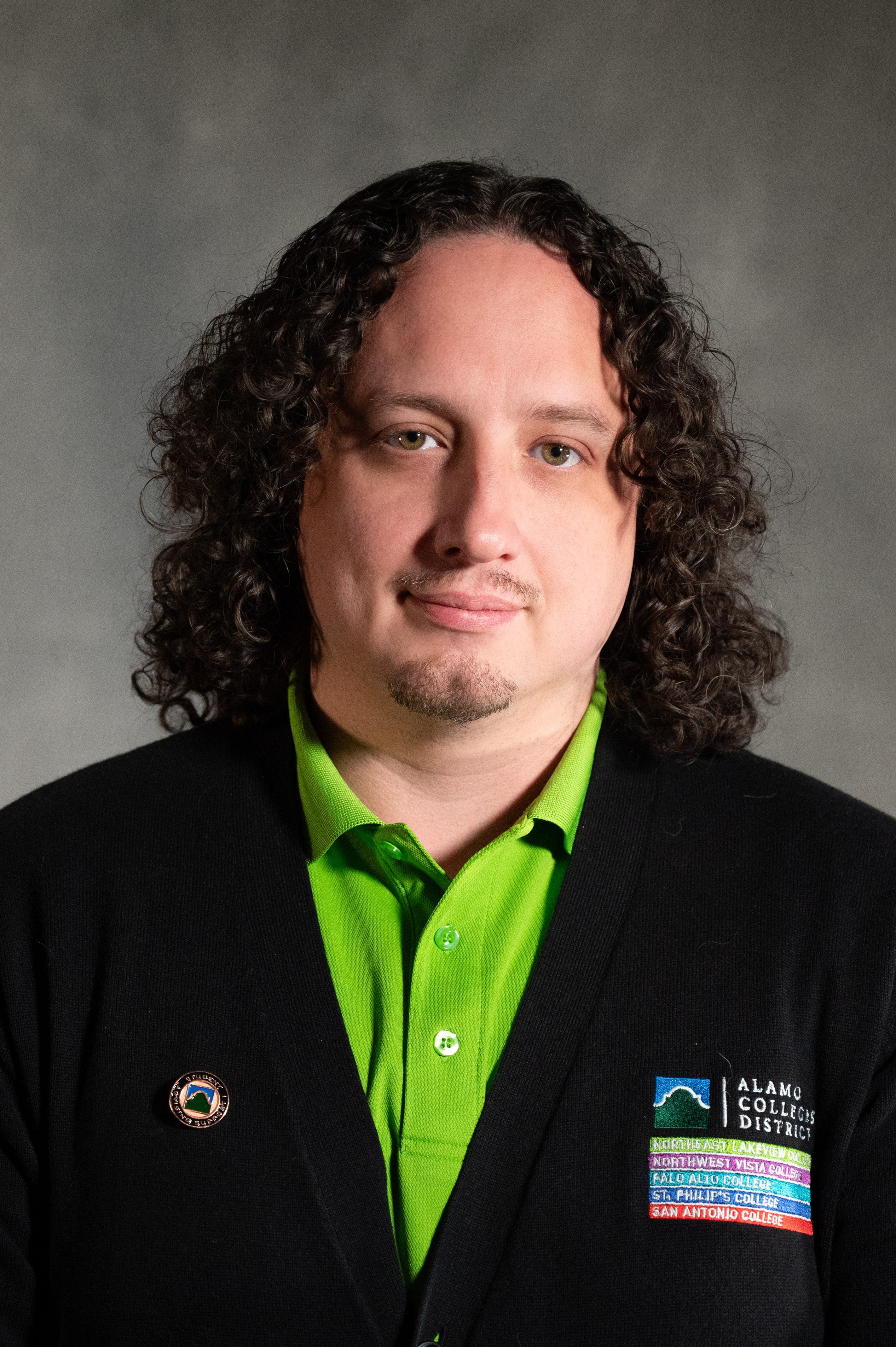 라로지, 재커리