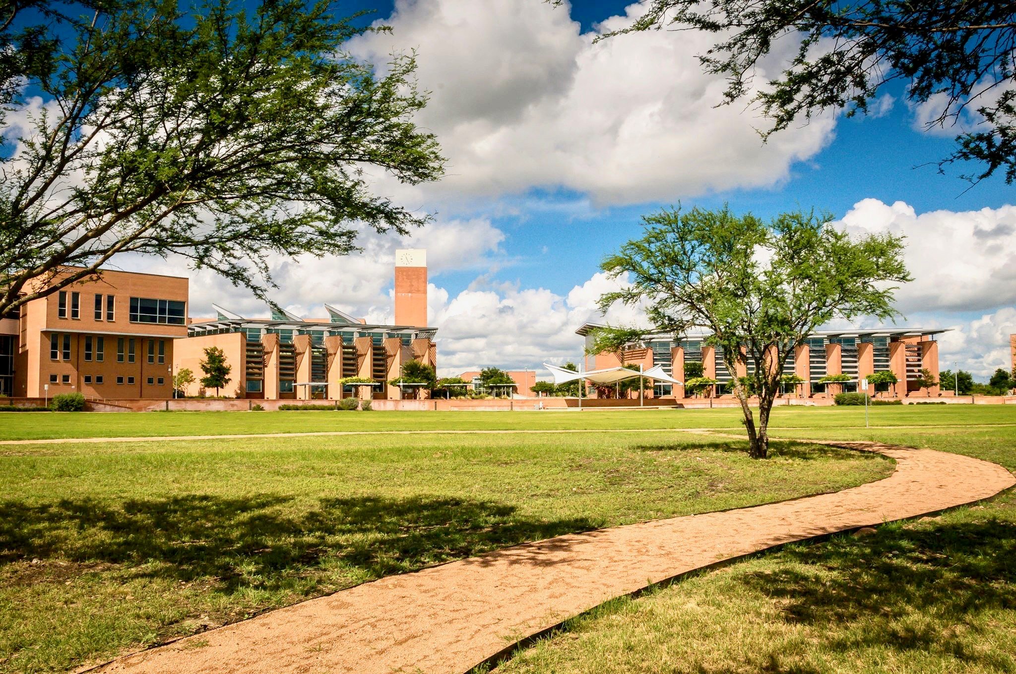 노스이스트 레이크뷰 칼리지