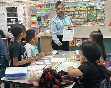 Pres Vol Service Award 2.JPG