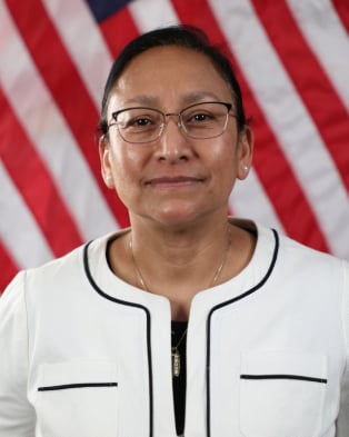 Patricia Patten va 토토사이트 순위.jpg