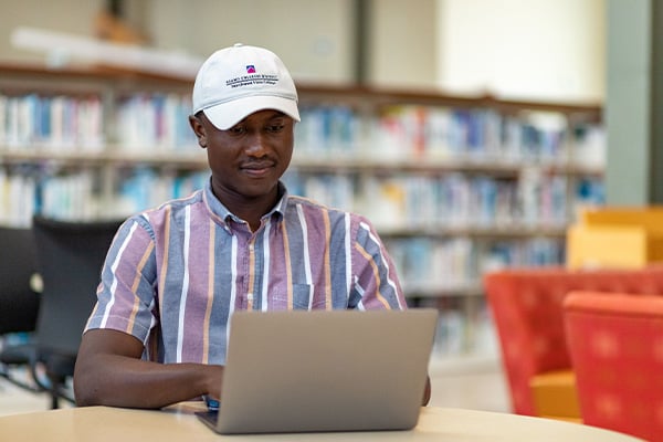 MFY Hero-Apply-Apply.jpg