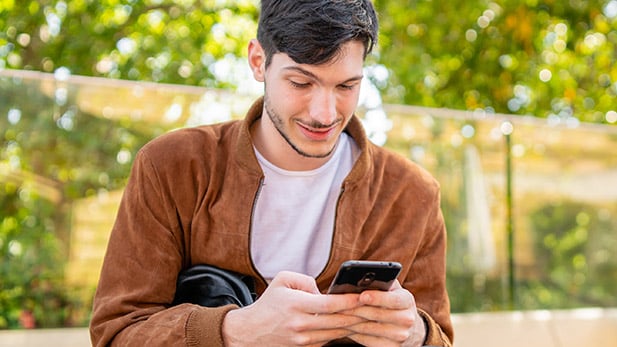 모바일 장치 사용 학생